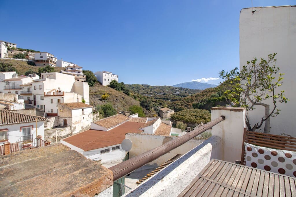 4 bedroom Townhouse for sale in Almachar - € 215,000 (Ref: 9850305)