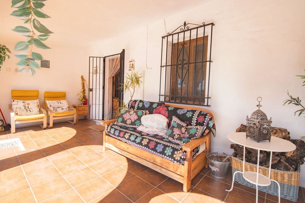 3 bedroom Finca/Country House for sale in Comares with pool - € 315,000 (Ref: 9850306)