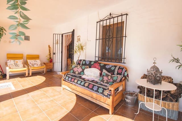 3 soveværelse Finca/Landehus til salg i Comares med swimmingpool - € 315.000 (Ref: 9850306)