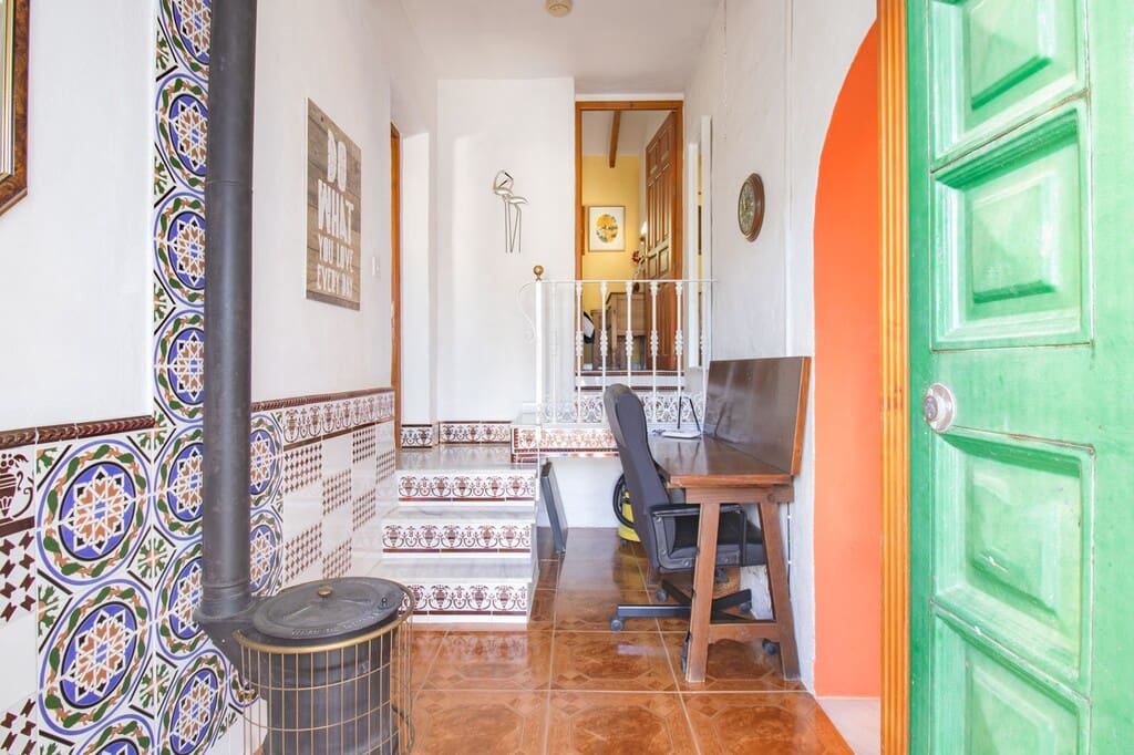 3 bedroom Finca/Country House for sale in Comares with pool - € 315,000 (Ref: 9850306)