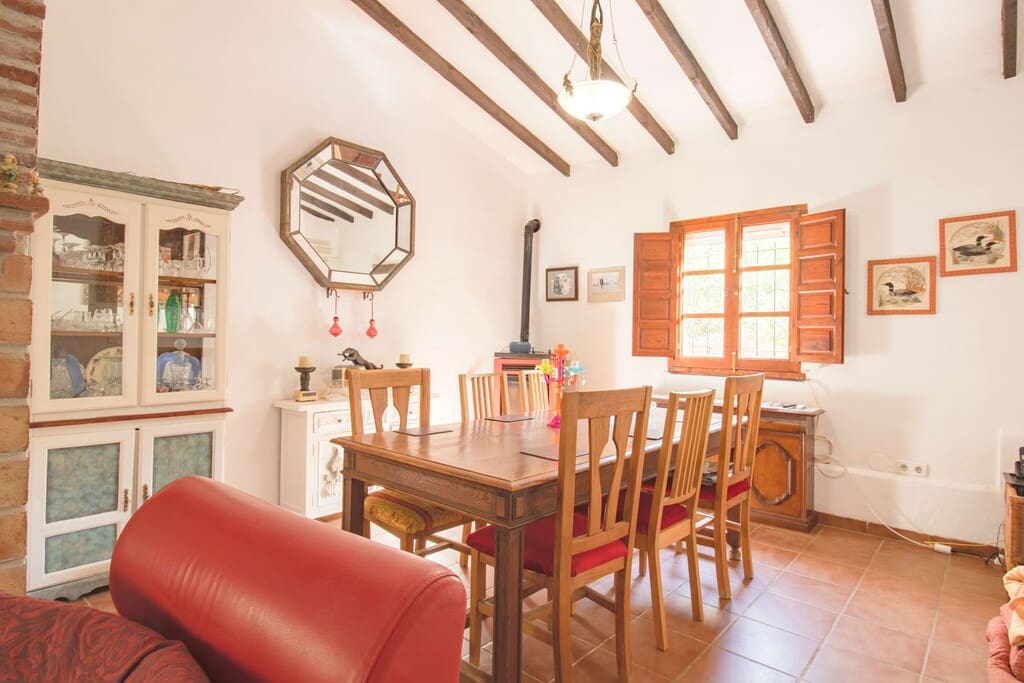 3 soveværelse Finca/Landehus til salg i Riogordo med swimmingpool - € 385.000 (Ref: 9850307)
