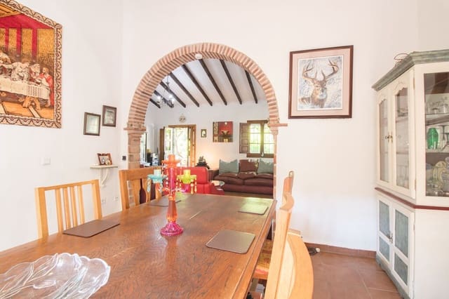 3 soveværelse Finca/Landehus til salg i Riogordo med swimmingpool - € 385.000 (Ref: 9850307)