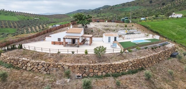 2 soverom Finca/Herregård til salgs i Casabermeja med svømmebasseng - € 325 000 (Ref: 9850308)