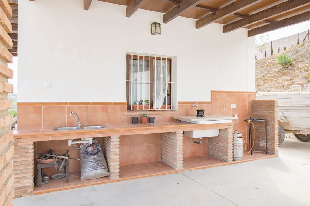2 soverom Finca/Herregård til salgs i Casabermeja med svømmebasseng - € 325 000 (Ref: 9850308)