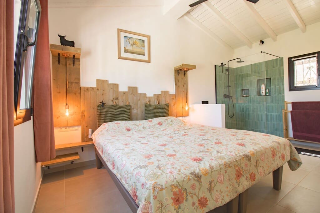 2 bedroom Finca/Country House for sale in Comares with pool - € 375,000 (Ref: 9850309)