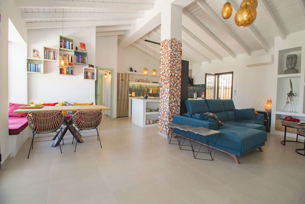 2 bedroom Finca/Country House for sale in Comares with pool - € 375,000 (Ref: 9850309)