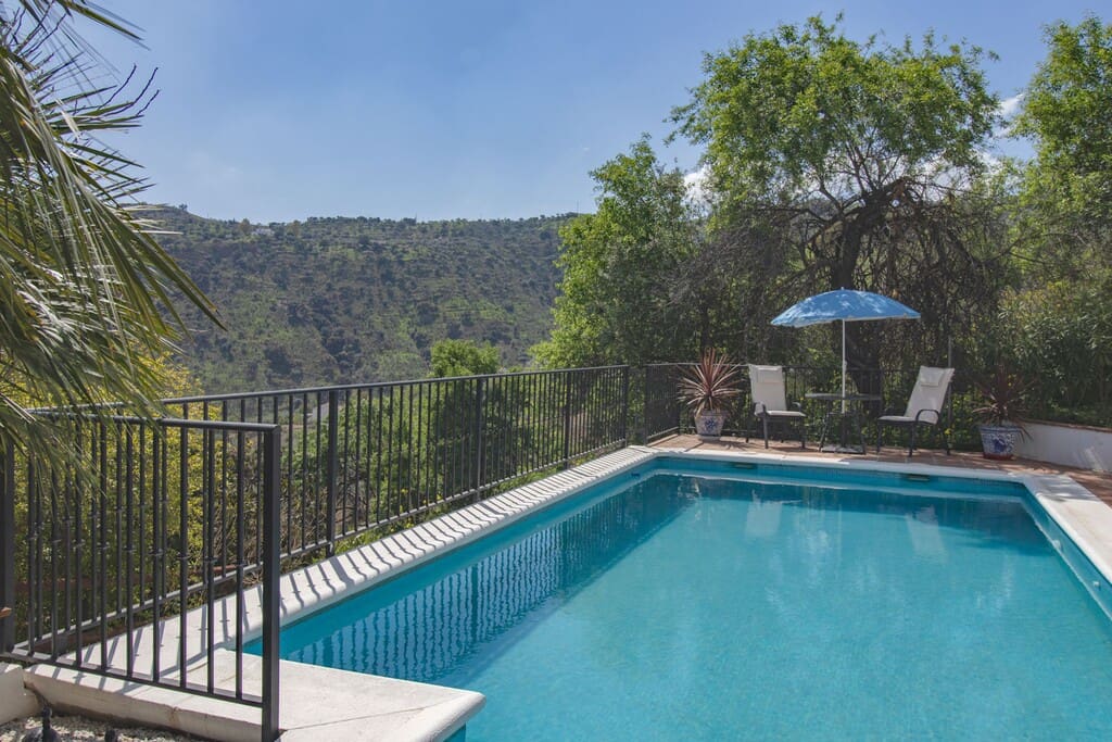 4 bedroom Finca/Country House for sale in Comares with pool - € 445,000 (Ref: 9850313)