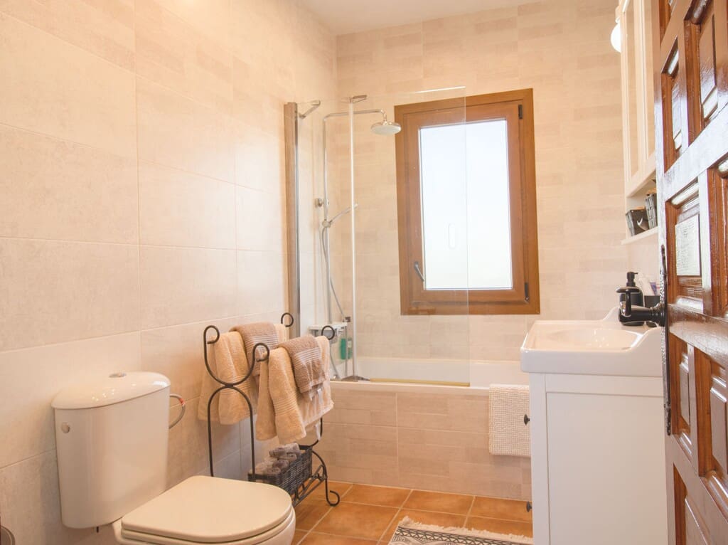 4 bedroom Finca/Country House for sale in Comares with pool - € 445,000 (Ref: 9850313)