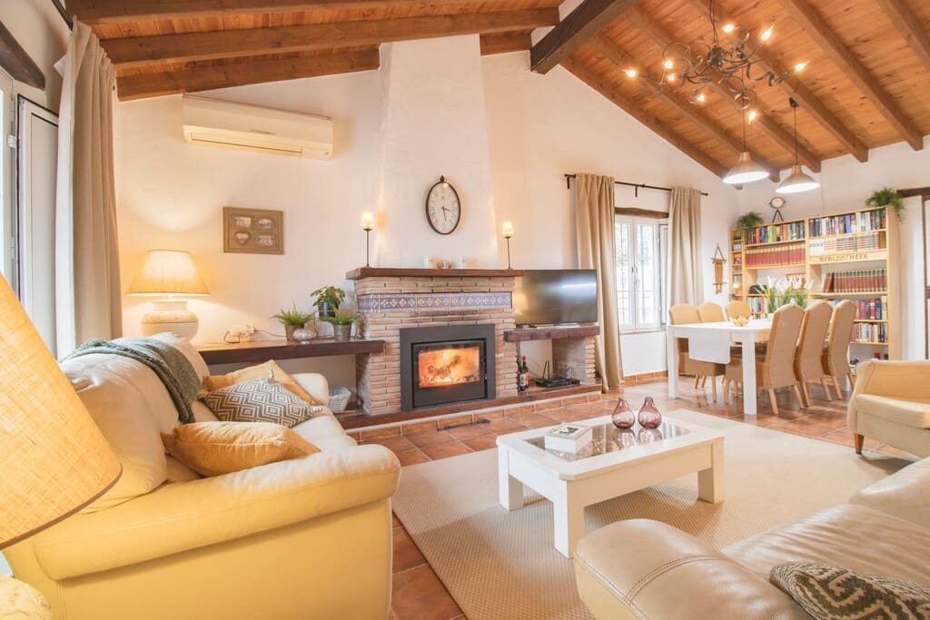 3 bedroom Finca/Country House for sale in El Borge with pool - € 395,000 (Ref: 9850314)