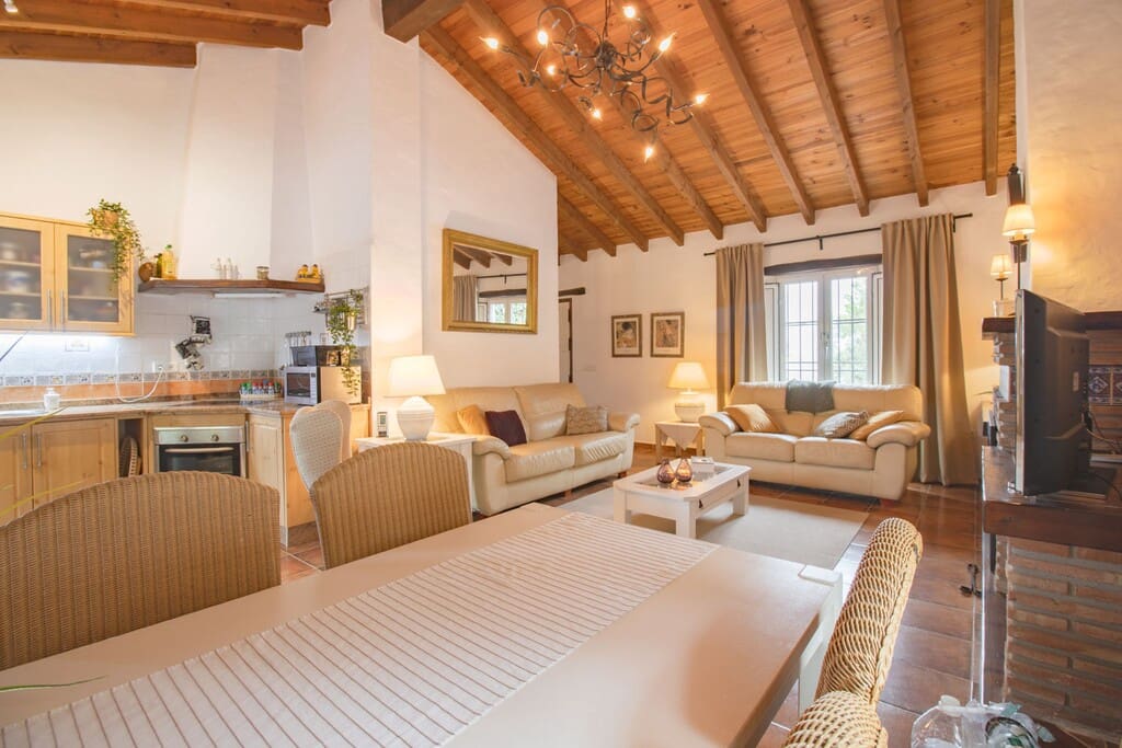 3 bedroom Finca/Country House for sale in El Borge with pool - € 395,000 (Ref: 9850314)