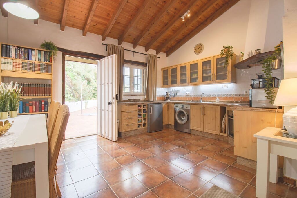 3 bedroom Finca/Country House for sale in El Borge with pool - € 395,000 (Ref: 9850314)