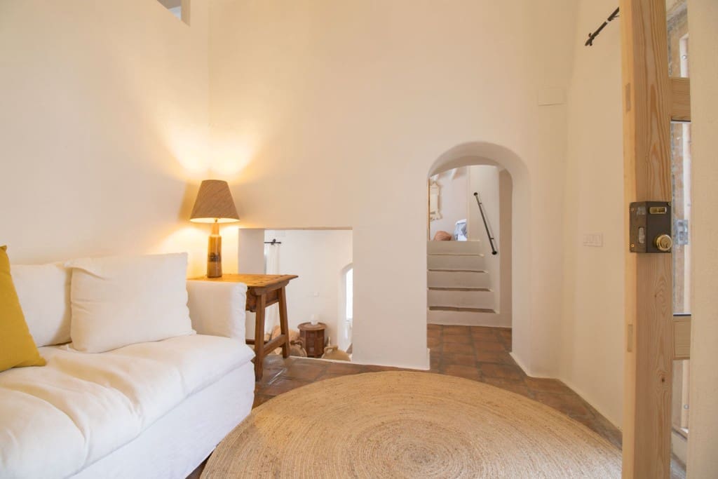6 bedroom Townhouse for sale in Comares - € 820,000 (Ref: 9850315)