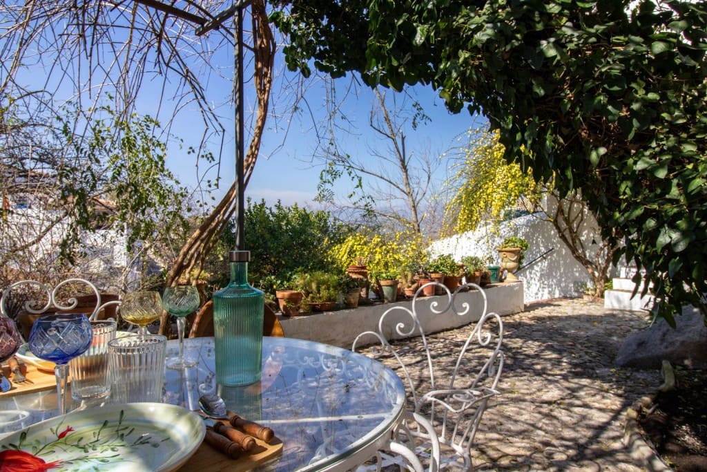 6 bedroom Townhouse for sale in Comares - € 820,000 (Ref: 9850315)