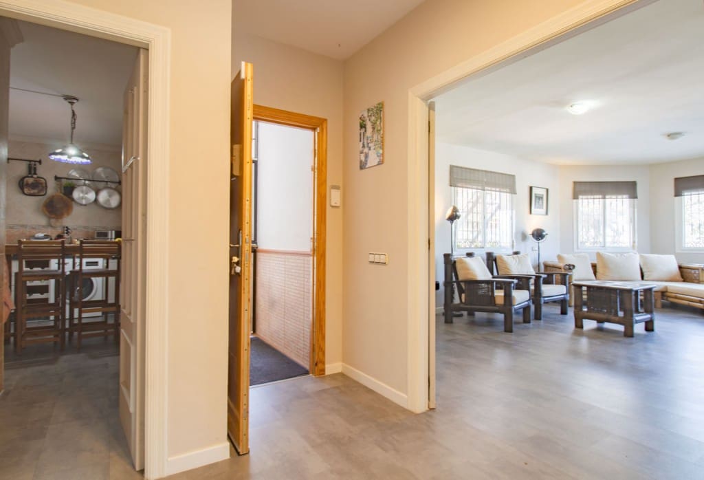 4 slaapkamer Finca/Landhuis te koop in Sayalonga met zwembad garage - € 480.000 (Ref: 9850318)