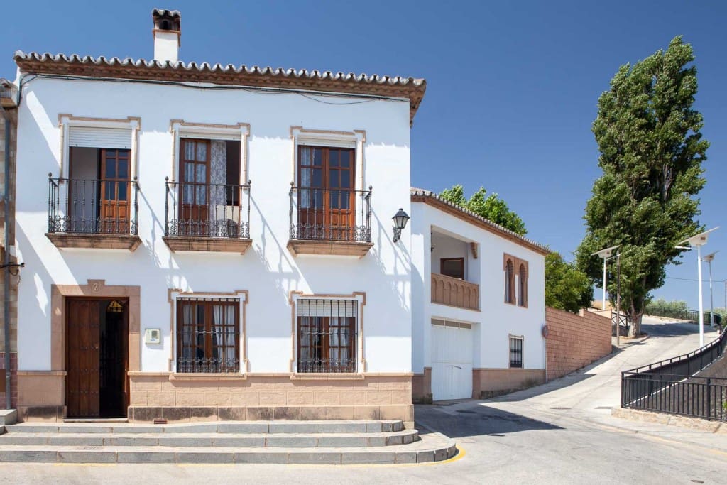 5 quarto Casa em Banda para venda em Ronda com piscina - 380 000 € (Ref: 9850320)