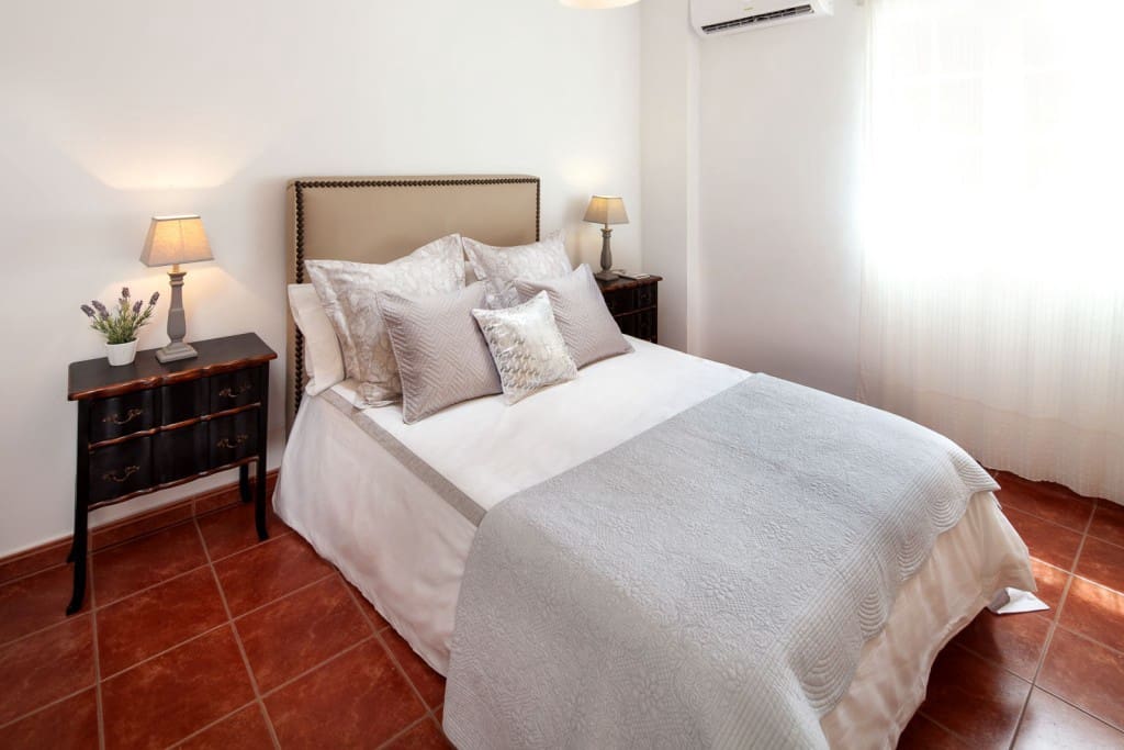 5 quarto Casa em Banda para venda em Ronda com piscina - 380 000 € (Ref: 9850320)
