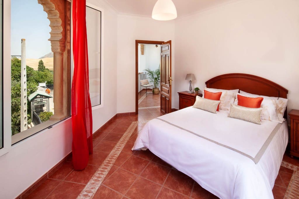 5 quarto Casa em Banda para venda em Ronda com piscina - 380 000 € (Ref: 9850320)