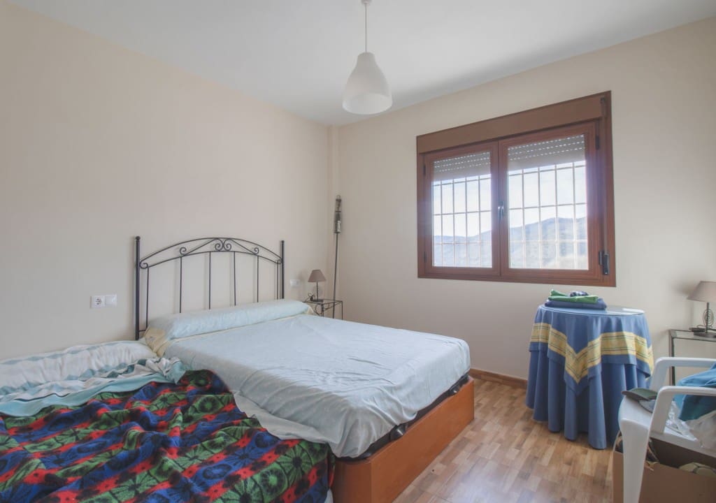 4 soveværelse Finca/Landehus til salg i Riogordo - € 330.000 (Ref: 9850321)