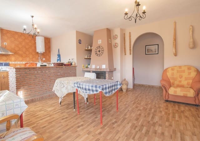 4 soveværelse Finca/Landehus til salg i Riogordo - € 330.000 (Ref: 9850321)