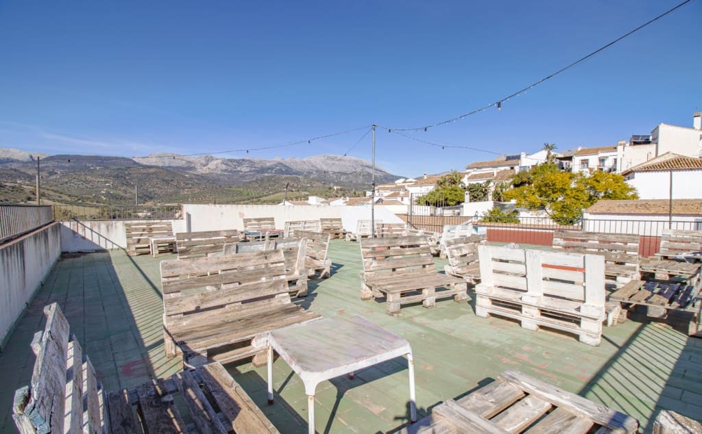 Townhouse for sale in Riogordo - € 400,000 (Ref: 9850322)