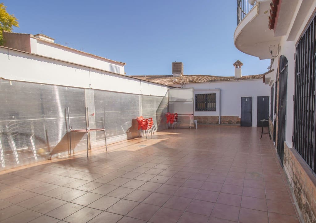 Townhouse for sale in Riogordo - € 400,000 (Ref: 9850322)