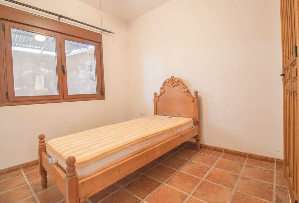 3 soveværelse Finca/Landehus til salg i Riogordo - € 240.000 (Ref: 9850325)