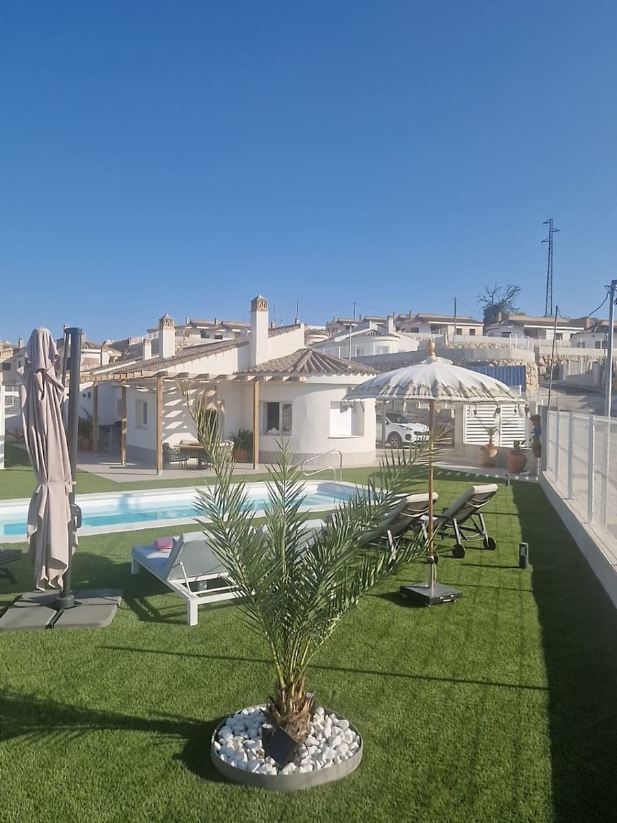 3 soverom Villa til salgs i Vinuela - € 365 000 (Ref: 9850328)