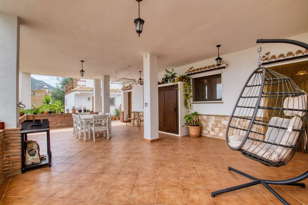 4 soveværelse Finca/Landehus til salg i Mondron med swimmingpool - € 380.000 (Ref: 9850329)