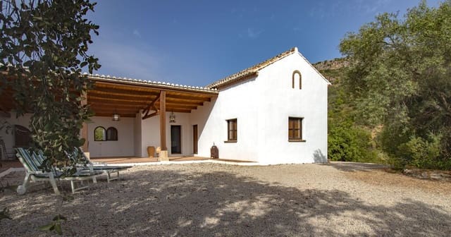 4 soveværelse Finca/Landehus til salg i Comares med swimmingpool - € 695.000 (Ref: 9850330)