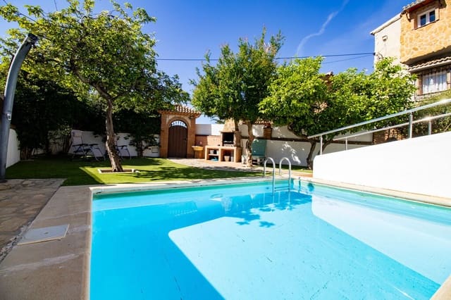 2 soveværelse Finca/Landehus til salg i Alfarnatejo med swimmingpool garage - € 275.000 (Ref: 9850960)
