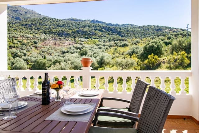 2 soveværelse Finca/Landehus til salg i Alfarnatejo med swimmingpool garage - € 275.000 (Ref: 9850960)