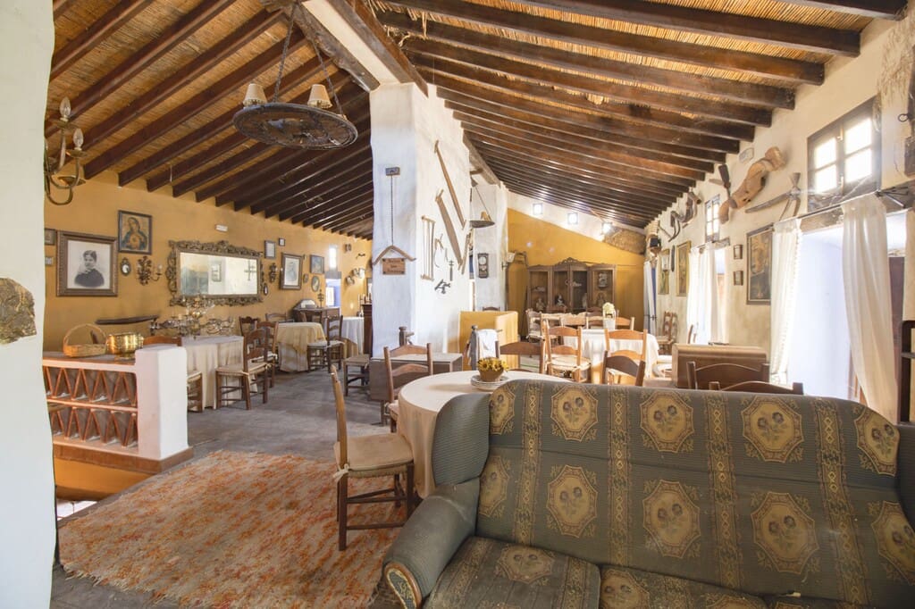 14 Zimmer Finca/Landgut zu verkaufen in Riogordo mit Pool - 1.500.000 € (Ref: 9855084)