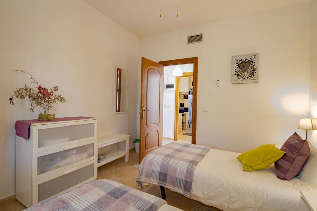 5 soveværelse Finca/Landehus til salg i Comares med swimmingpool - € 349.000 (Ref: 9859616)