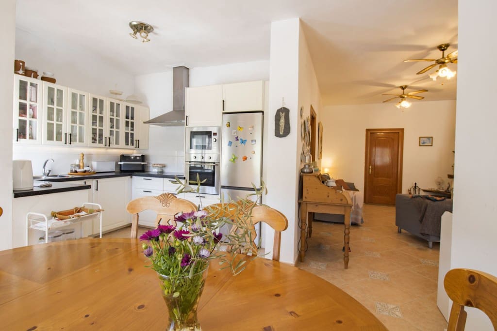 5 soveværelse Finca/Landehus til salg i Comares med swimmingpool - € 349.000 (Ref: 9859616)