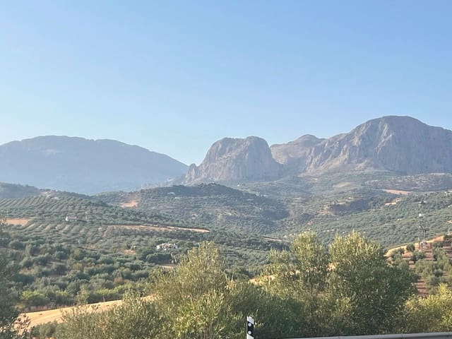 5 chambre Finca/Maison de Campagne à vendre à Riogordo avec piscine - 1 100 000 € (Ref: 9910110)