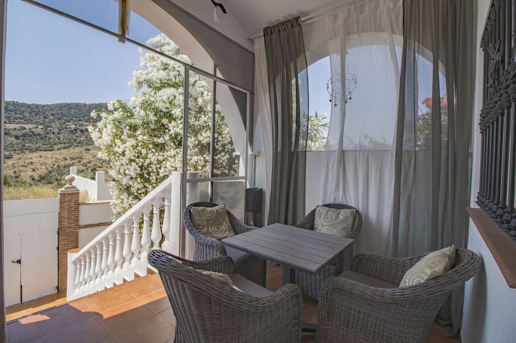3 soveværelse Villa til salg i Mondron med swimmingpool - € 315.000 (Ref: 9943383)