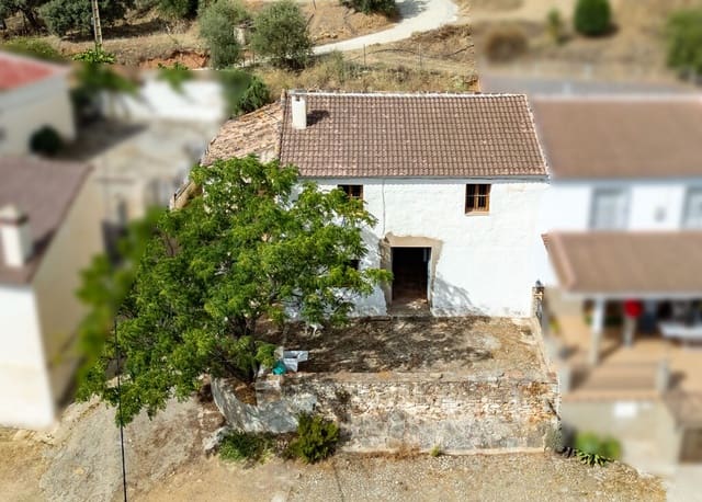 4 soveværelse Finca/Landehus til salg i Riogordo - € 75.000 (Ref: 9962232)