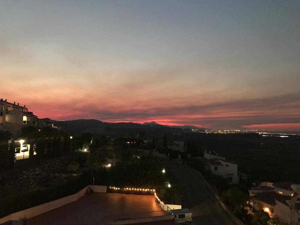 Ático de 2 habitaciones en Pego en alquiler con piscina garaje - 895 € (Ref: 9293828)