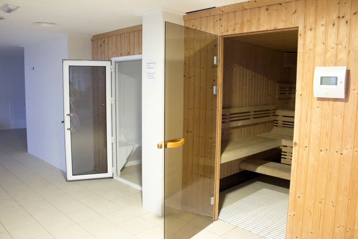 Ático de 2 habitaciones en Pego en alquiler con piscina garaje - 895 € (Ref: 9293828)