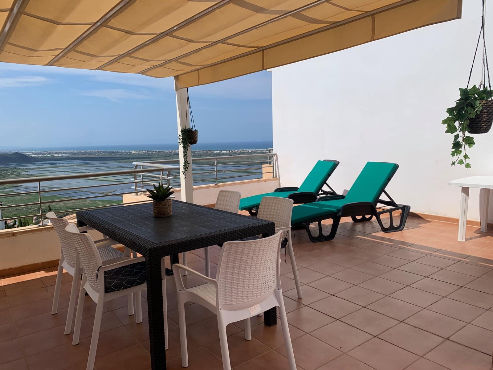 Ático de 2 habitaciones en Pego en alquiler con piscina garaje - 895 € (Ref: 9293828)