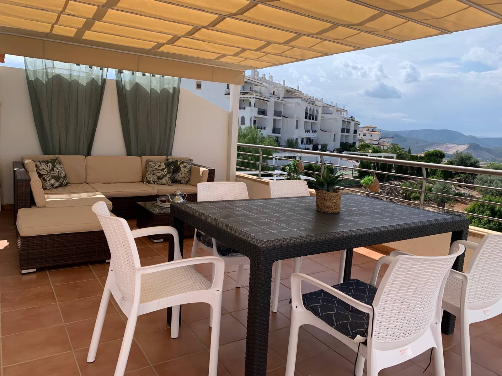 Ático de 2 habitaciones en Pego en alquiler con piscina garaje - 895 € (Ref: 9293828)