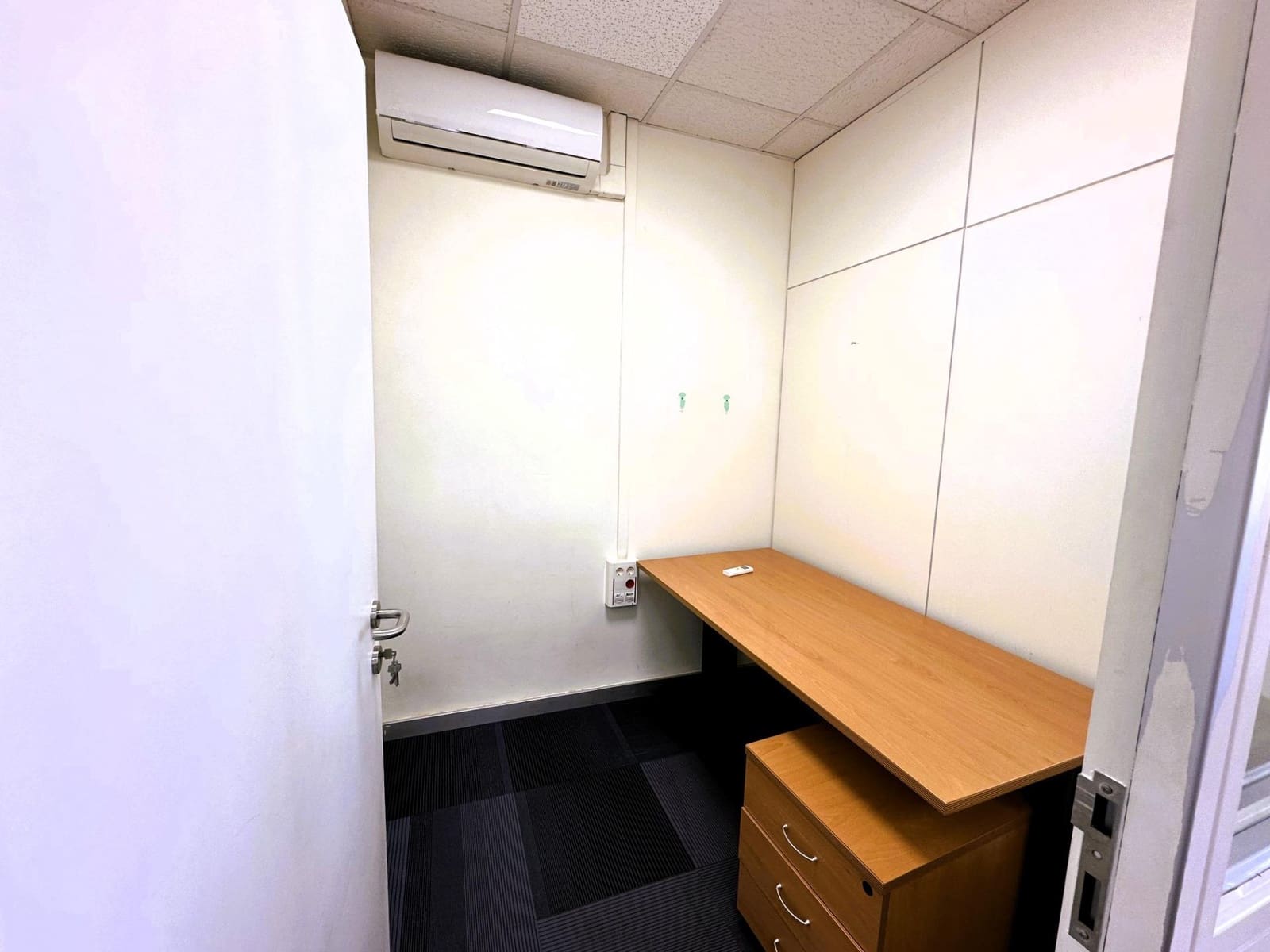 Kantoor te huur in Vila-real met garage - € 1.700 (Ref: 10185280)