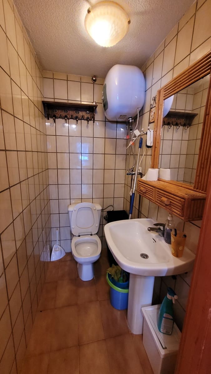 2 soveværelse Strandlejlighed til leje i Almunecar - € 800 (Ref: 9221348)