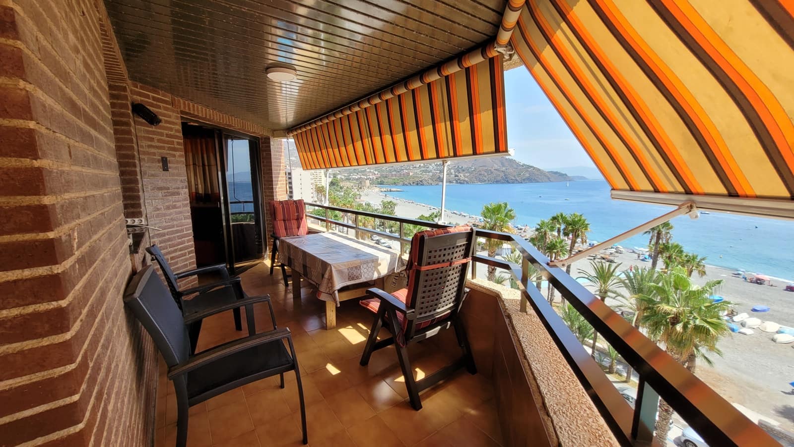 2 soveværelse Strandlejlighed til leje i Almunecar - € 800 (Ref: 9221348)