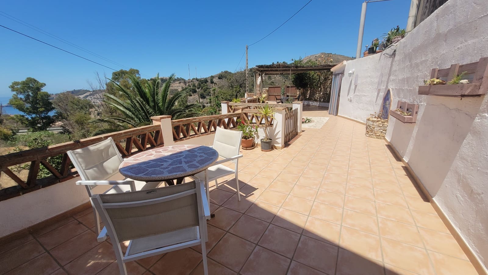 2 sovrum Hus att hyra i Almunecar med pool garage - 900 € (Ref: 9232154)