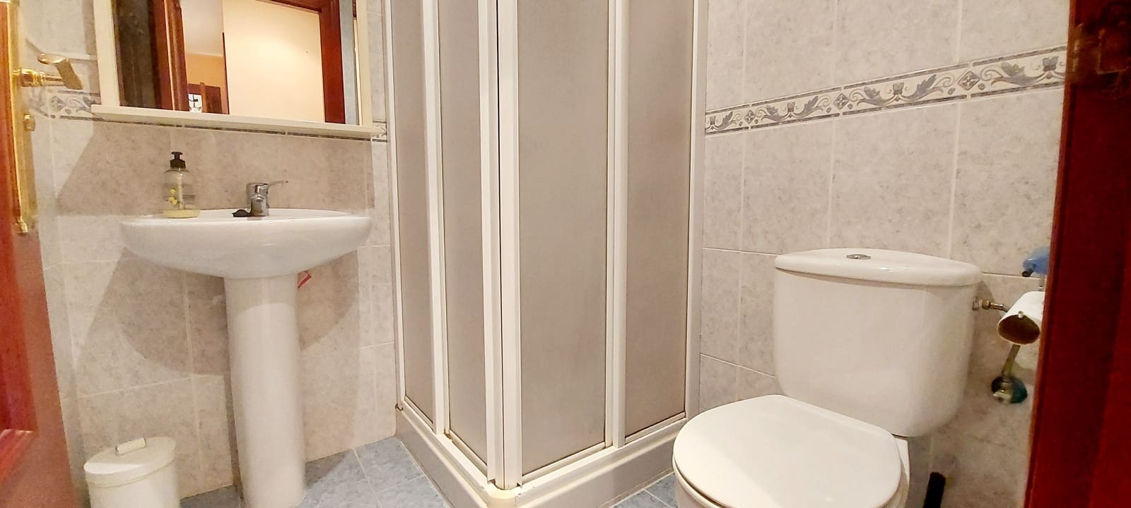 3 sovrum Strandlägenhet att hyra i La Herradura med garage - 900 € (Ref: 9246060)