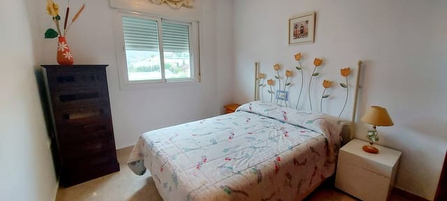 3 Zimmer Strandapartment zu vermieten in La Herradura, Almuñécar mit Garage - 900 € (Ref: 9246060)