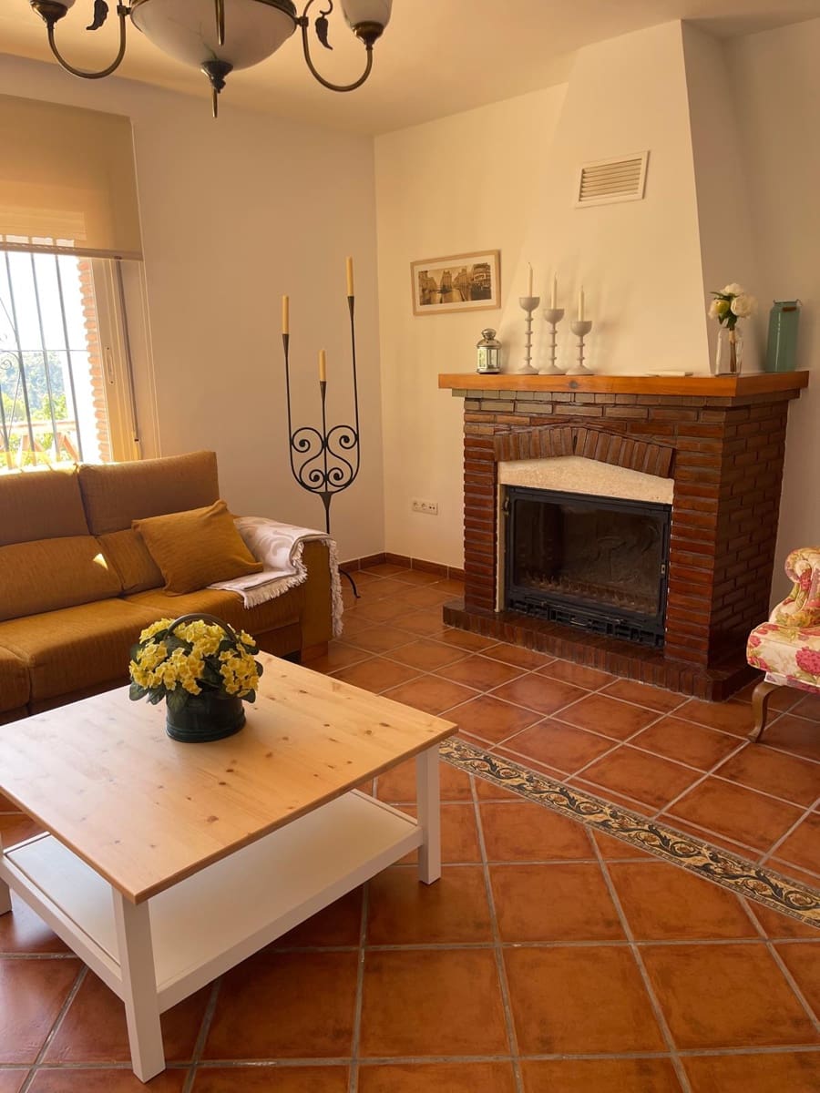 4 soveværelse Villa til leje i Almunecar med swimmingpool - € 3.000 (Ref: 9254089)