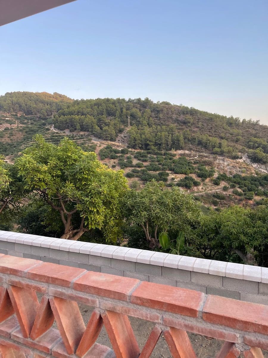 4 soveværelse Villa til leje i Almunecar med swimmingpool - € 3.000 (Ref: 9254089)