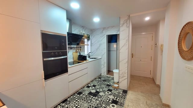 2 makuuhuone Huoneisto vuokrattavana paikassa Almuñécar mukana uima-altaan 
autotalli - 900 € (Ref: 9256688)